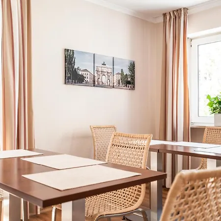 Flatista Boutique - Self Check-in Hotel