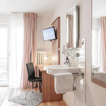 Flatista Boutique - Self Check-in *